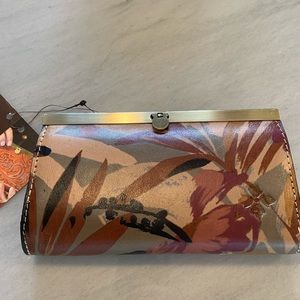 Patricia Nash leather wallet